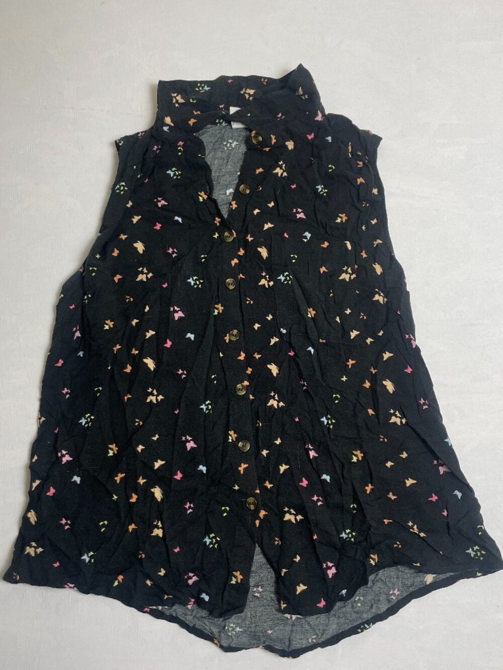 NO Boundaries Women's Top Size L (11-13) Black Butterfly Print Sleeveless button